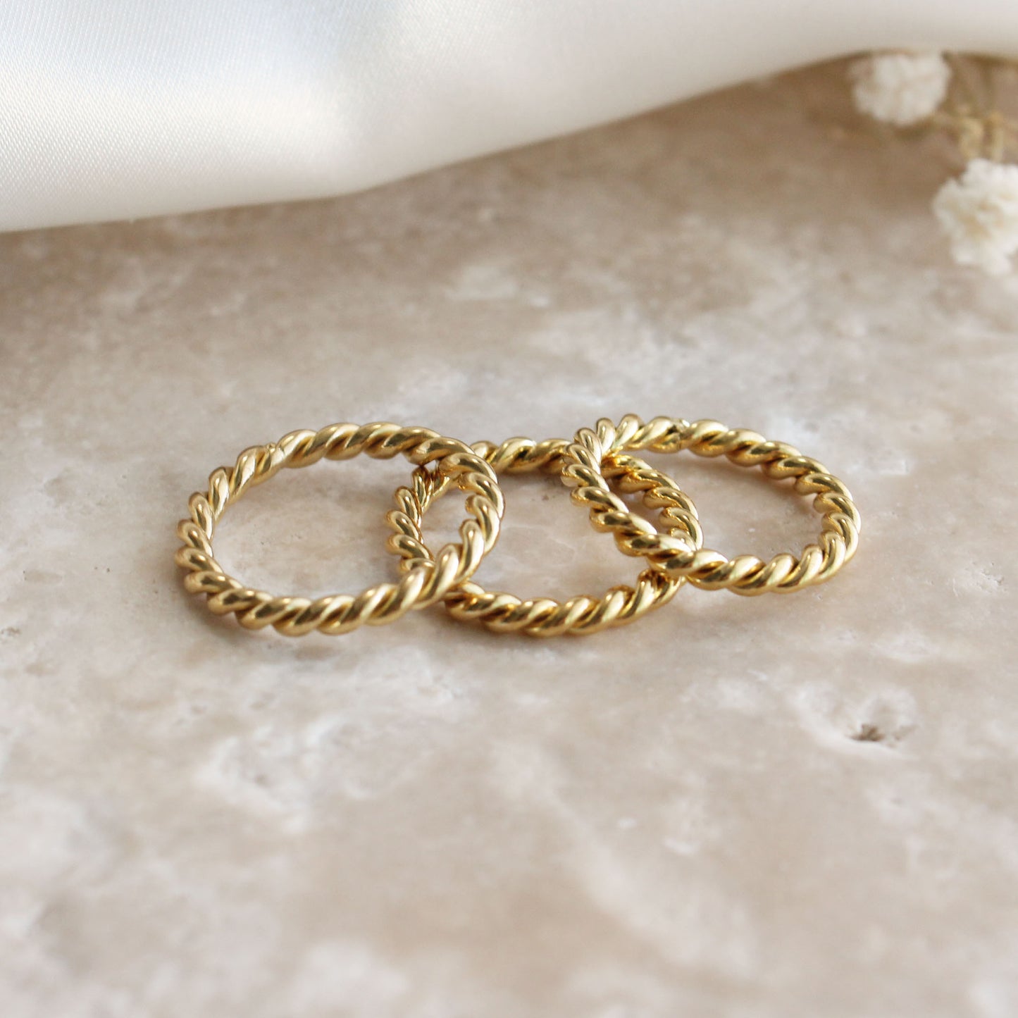 Ava Ring