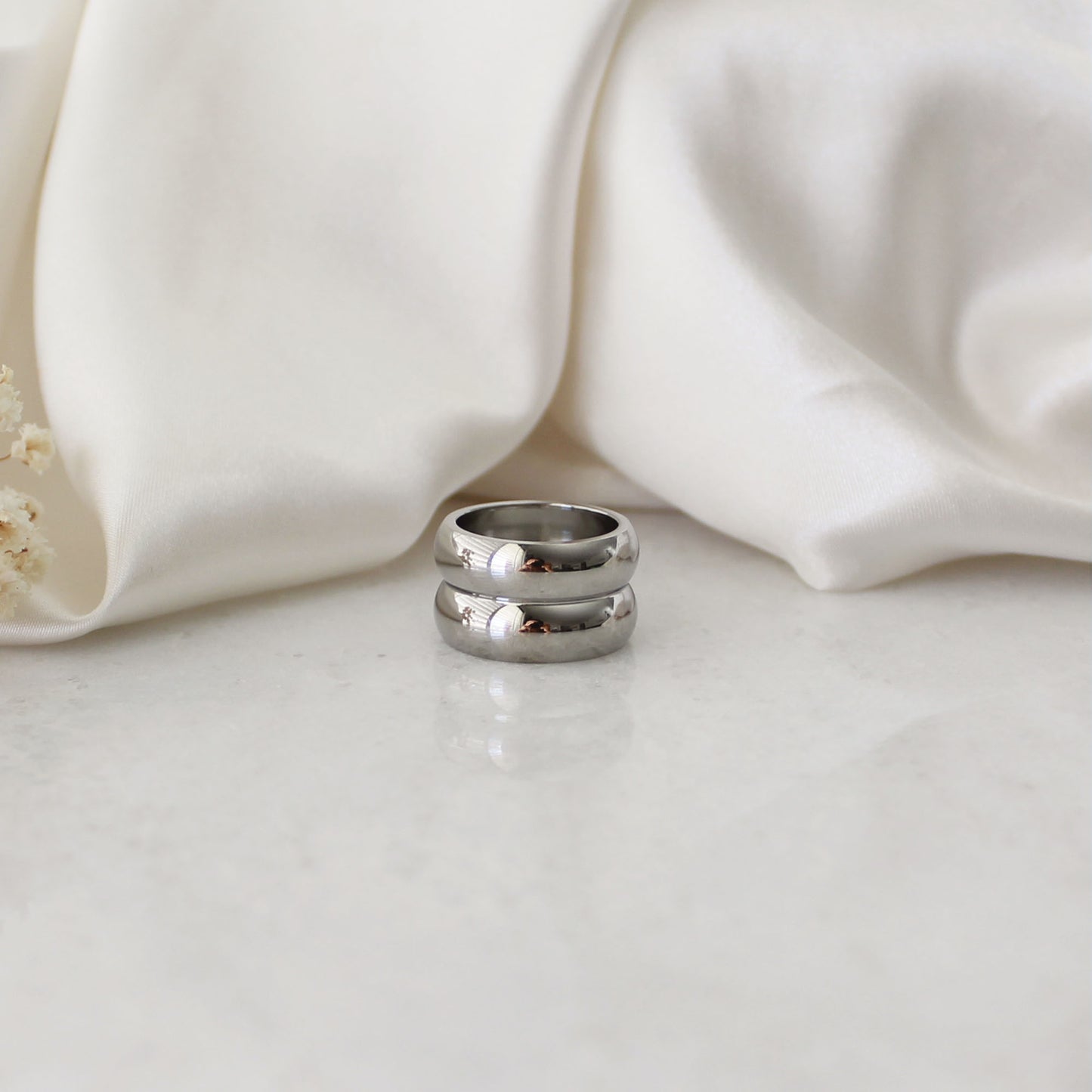 Demi Ring