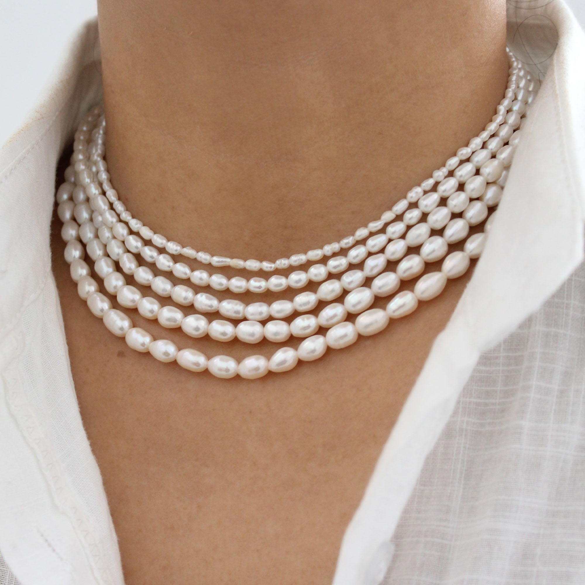 2 Layered White Freshwater Pearl Set with Pink Stone Studded Pendant –  Mangatrai Gems & Jewels Pvt Ltd